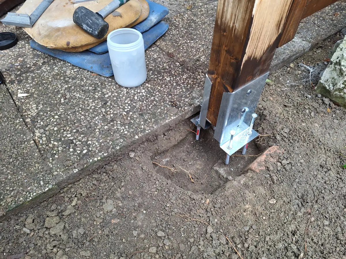 Manutenzioni scuri-infissi