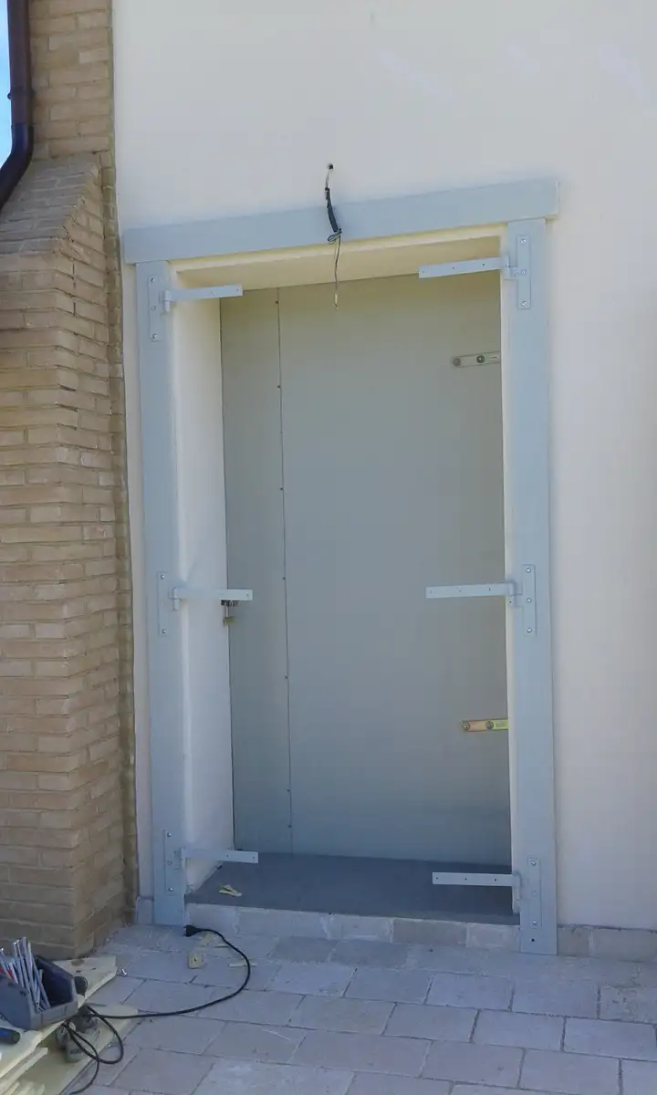 Manutenzioni scuri-infissi